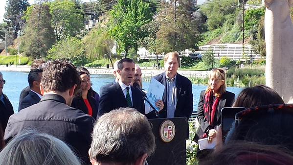 Mayor Garcetti announces the new Sustainable City pLAn in Echo Park. (Photo: Rodd Talebi) 